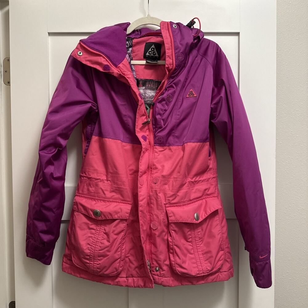 Nike ACG Jacket Womens Small Purple Pink Fitstorm Hooded Outdoors